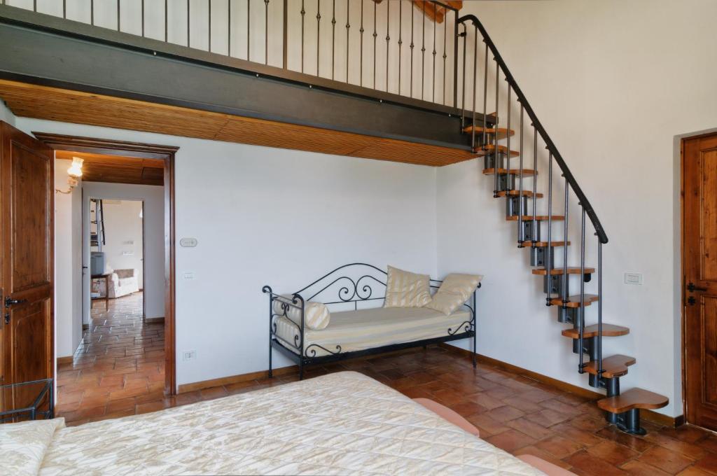 Le 7 Camicie Aparthotel Castelnuovo dellʼAbate Quarto foto