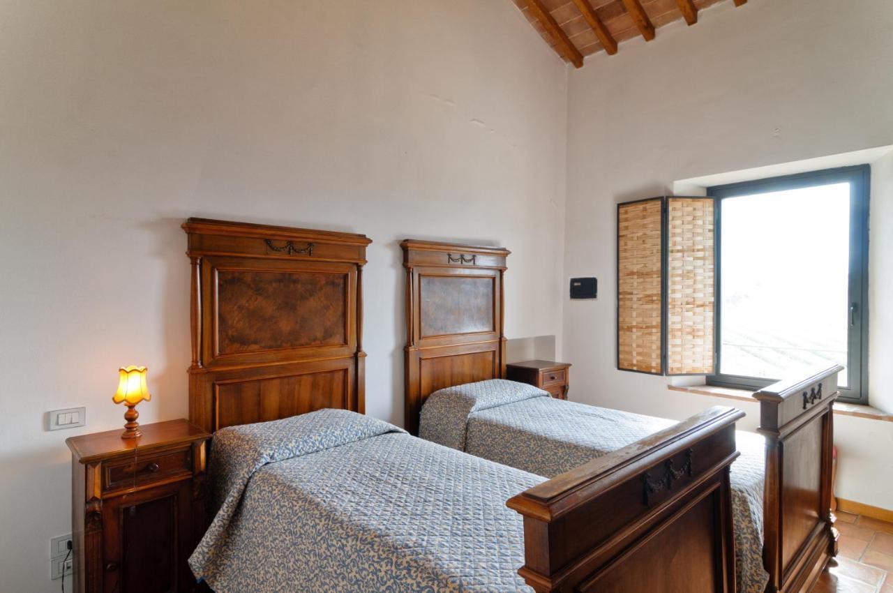 Le 7 Camicie Aparthotel Castelnuovo dellʼAbate Exterior foto